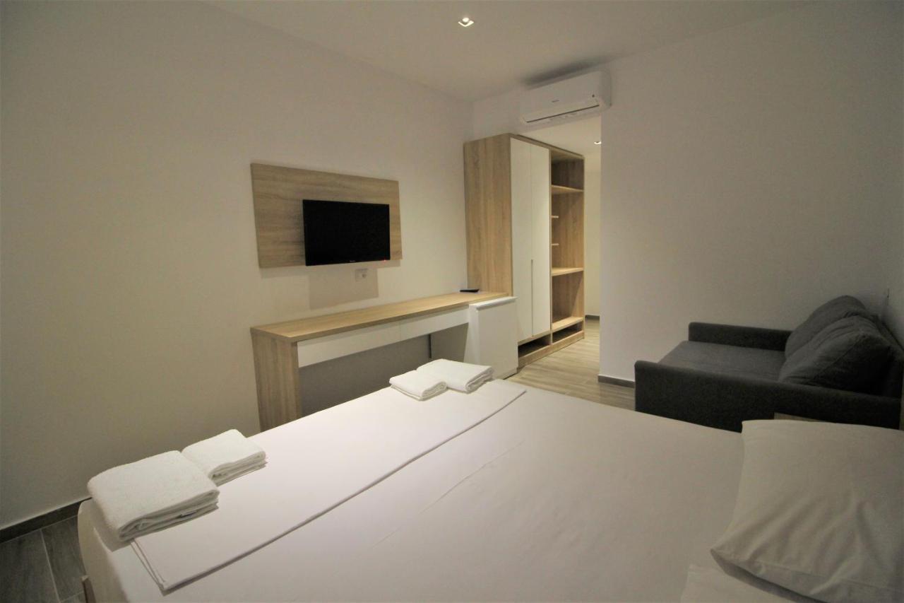 Hotel Ksamili Esterno foto