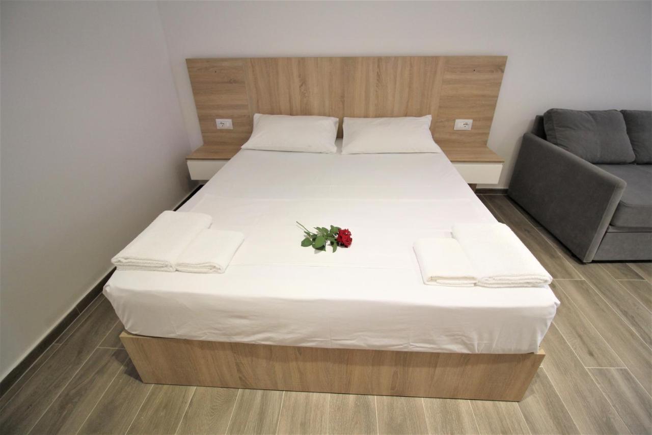 Hotel Ksamili Esterno foto