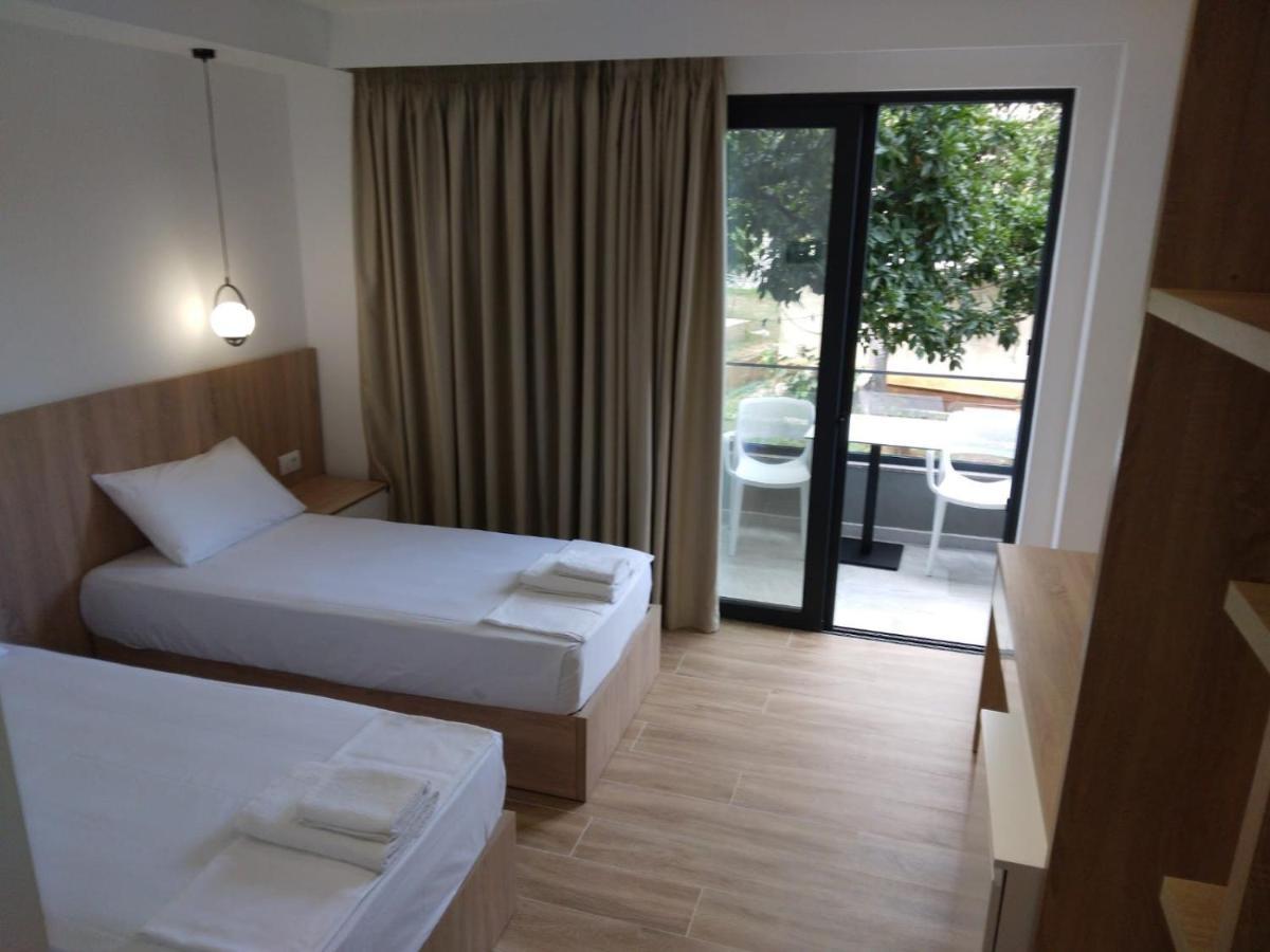 Hotel Ksamili Esterno foto
